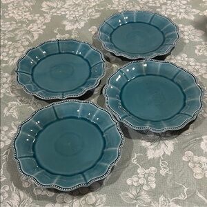 The Pioneer Woman 10” Scalloped Dinner Plates - Set of 4 (Two Available)